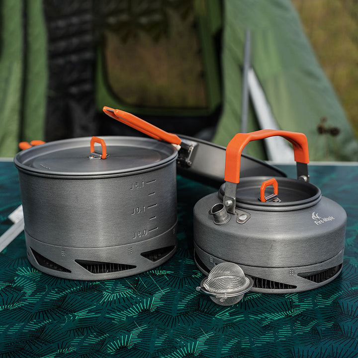 The Ultimate Outdoor Cooking Companion: Portable Camping Cookware Set