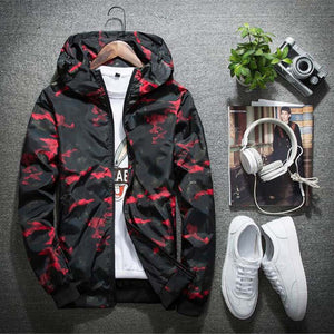 Discover the Versatility of the Camouflage Hooded Jacket